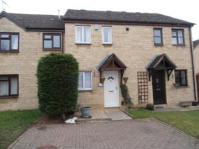 2 bedroom Terraced t...